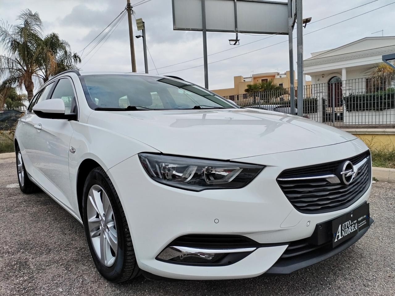 Opel Insignia 2.0 CDTI 170cv navig cam led 2020