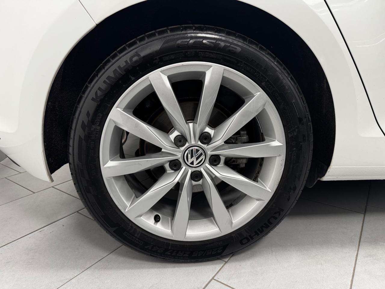 Volkswagen Golf 2.0 TDI 5p. 4MOTION Highline BlueMotion Technology