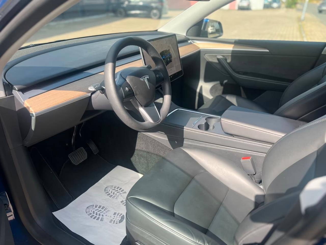 Tesla Model Y DUAL MOTOR AWD 19" GUIDA DI 2°LIVELLO CAMERA 360° SEDILI ELETTRICI RISCALDATI TETTO PANORAMICO