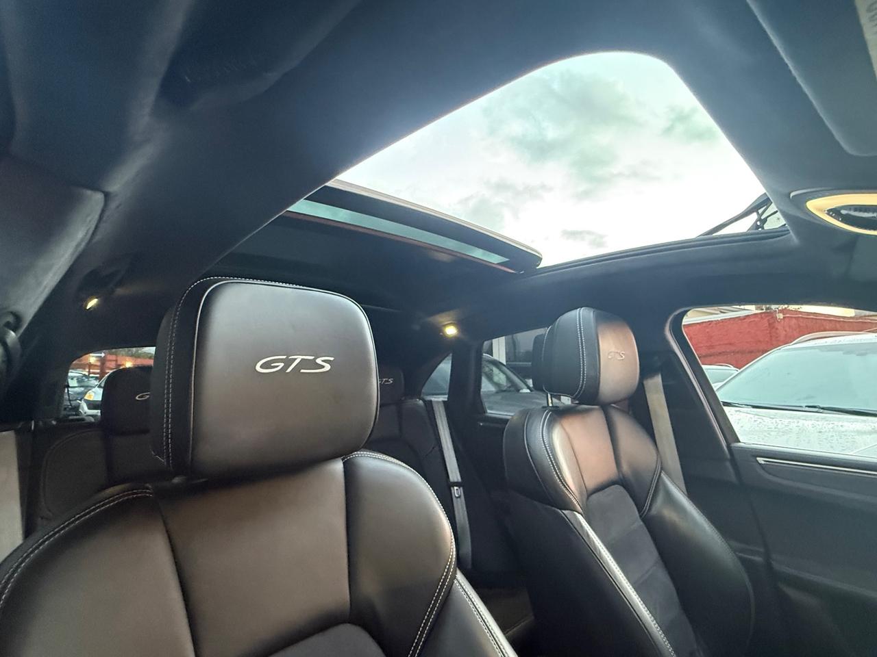 Macan 3.0 GTS-STRAFULL-NO VINCOLI-PERMUTE