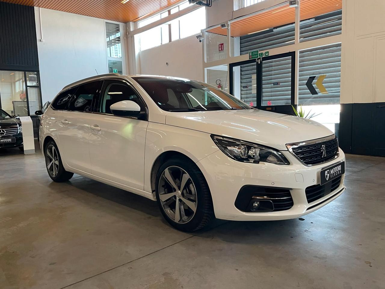 Peugeot 308 BlueHDi 130 S&S SW Allure