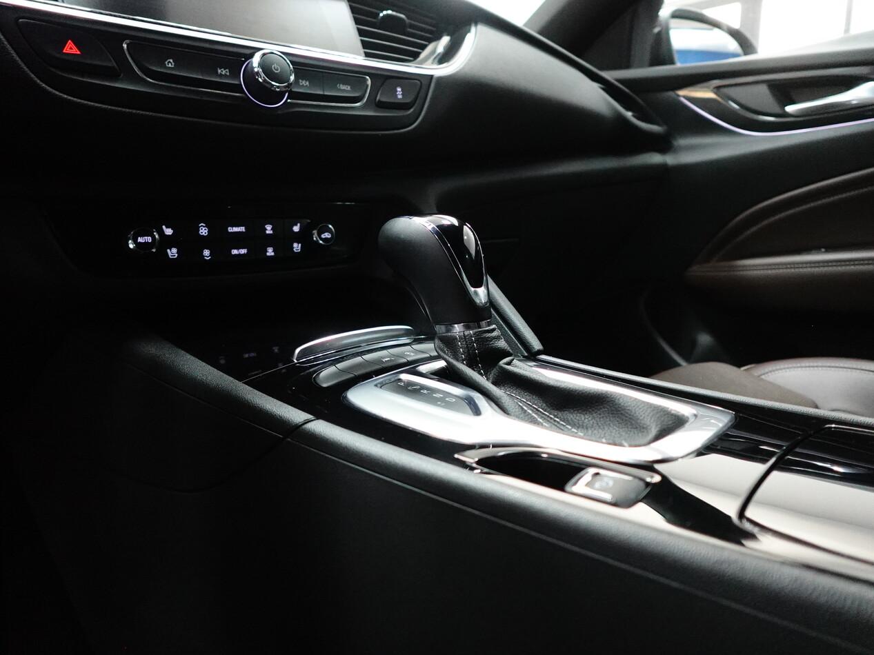 Opel Insignia 2.0 CDTI 174 CV AT8 ST BSN ELEGANCE