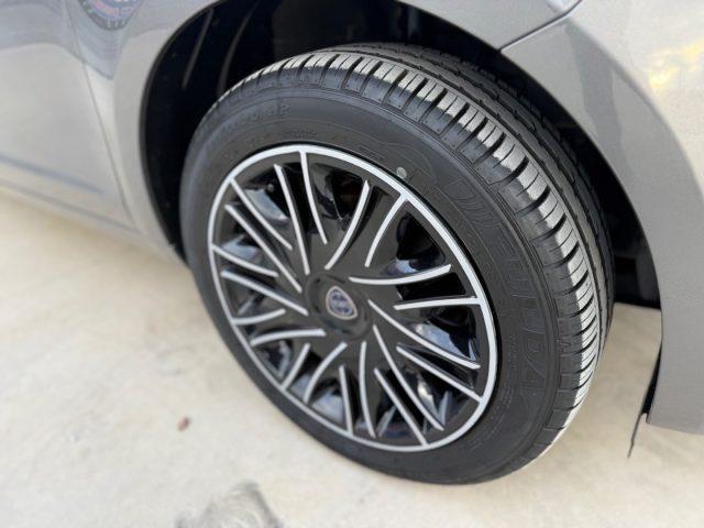 LANCIA Ypsilon 1.0 Hybrid Gold GARANZIA