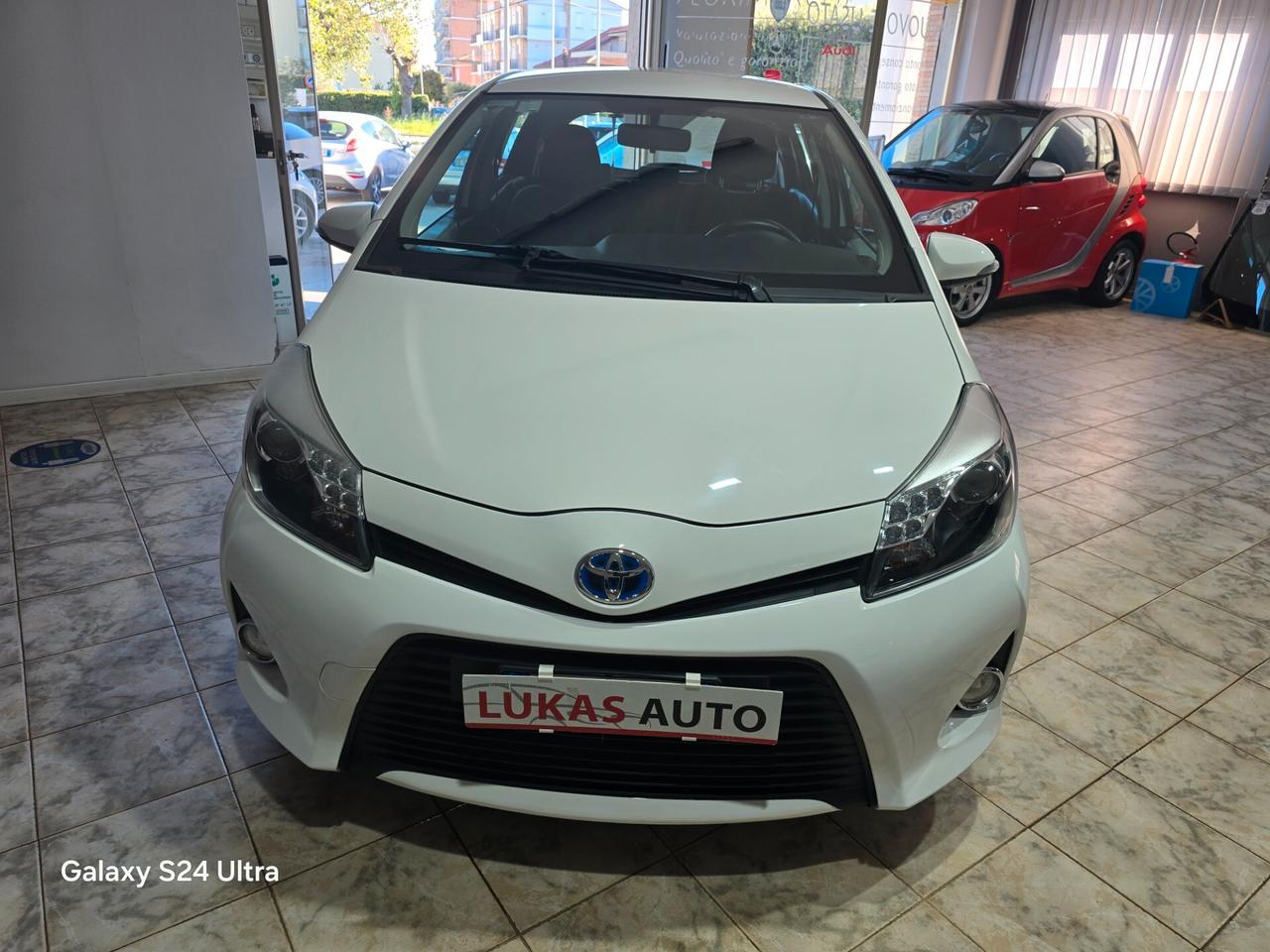 Toyota Yaris 1.5 Hybrid 5 porte Lounge
