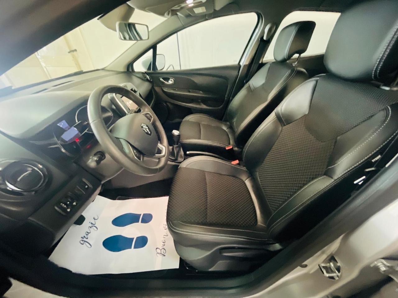 Renault Clio dCi 8V 90 CV 5 porte Moschino Intens