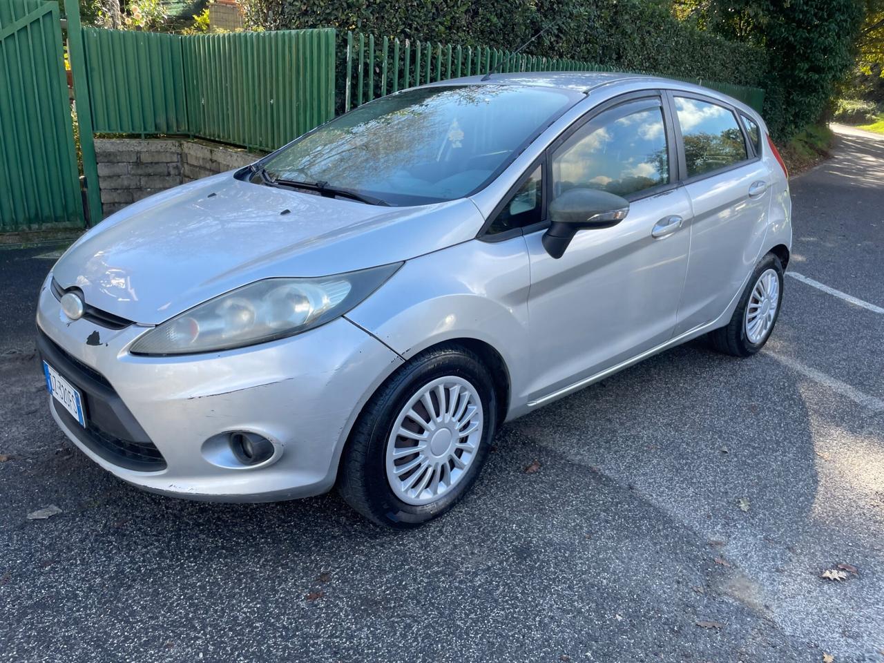 Ford Fiesta 1.4 5 porte Bz.- GPL Titanium