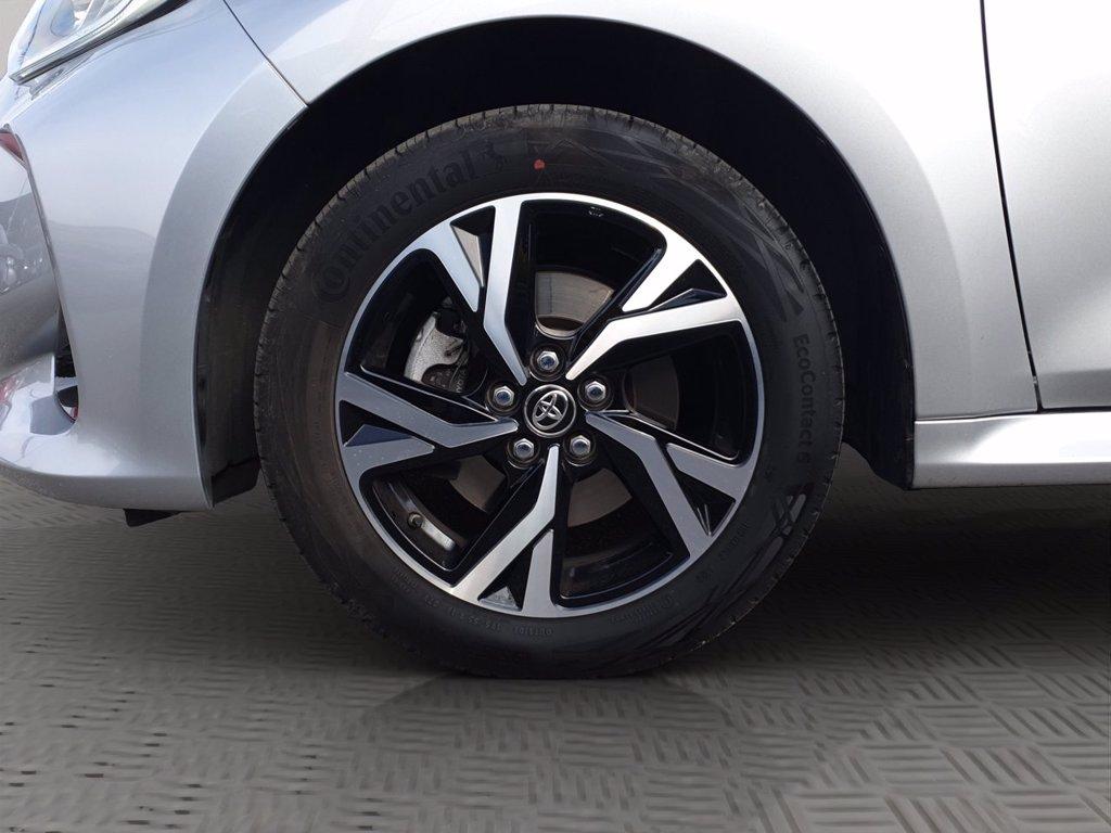 TOYOTA Yaris 1.5h trend del 2024