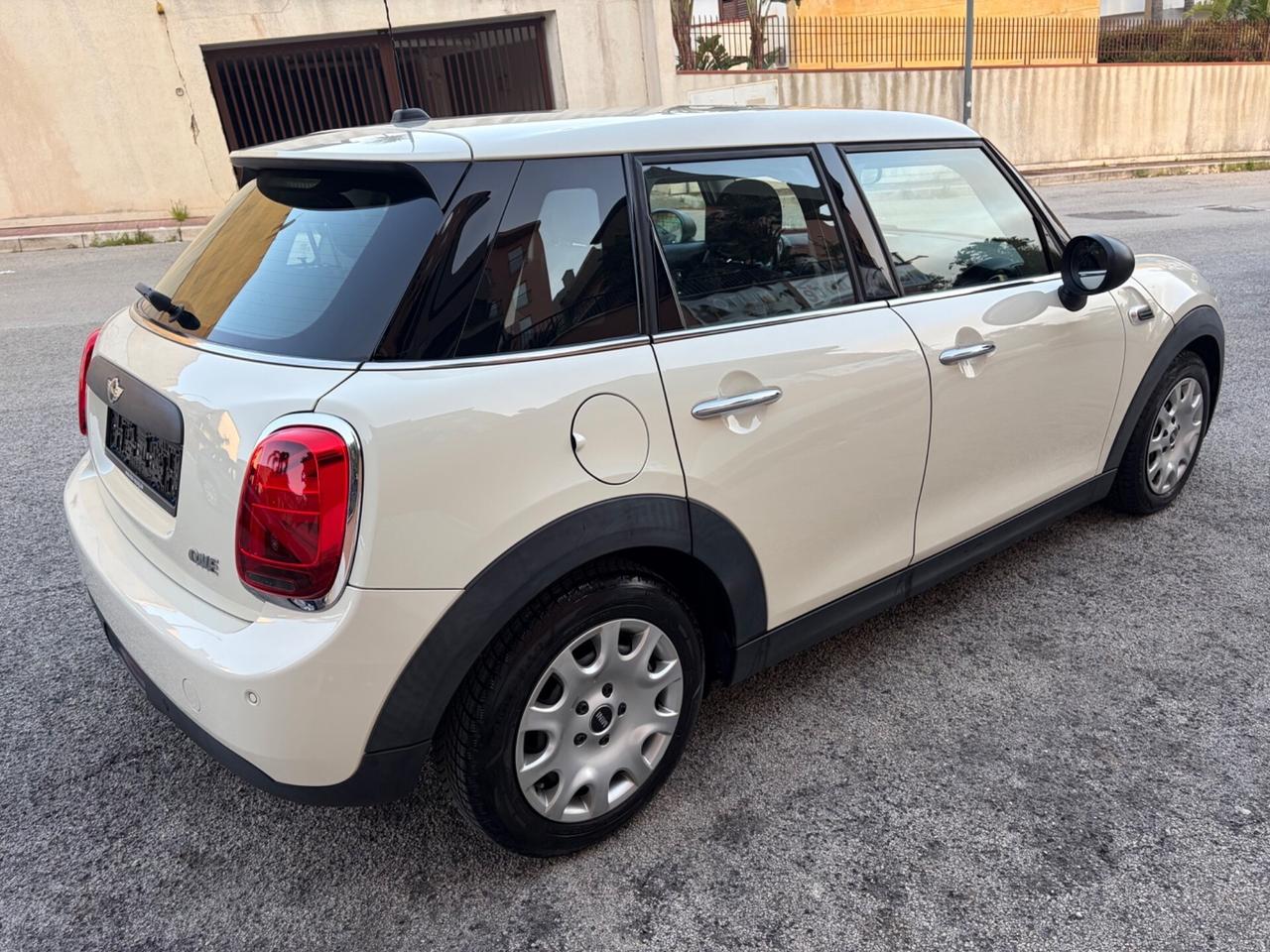 Mini 1.2 One Ideale per neopatentati !!!!!
