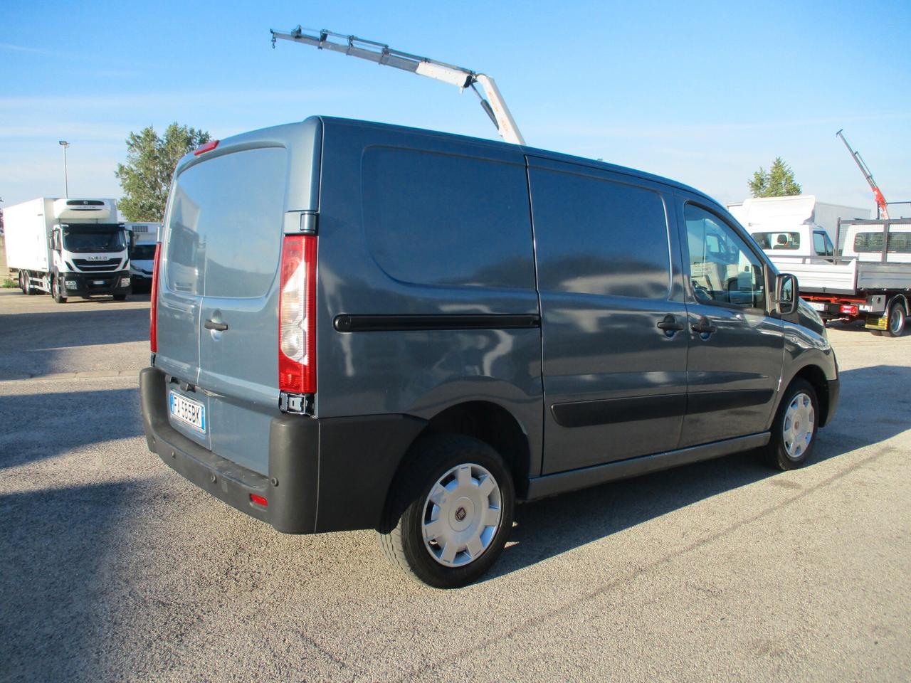 Fiat Scudo 2.0 M-JET 130CV EURO5 FURGONE 3 POSTI