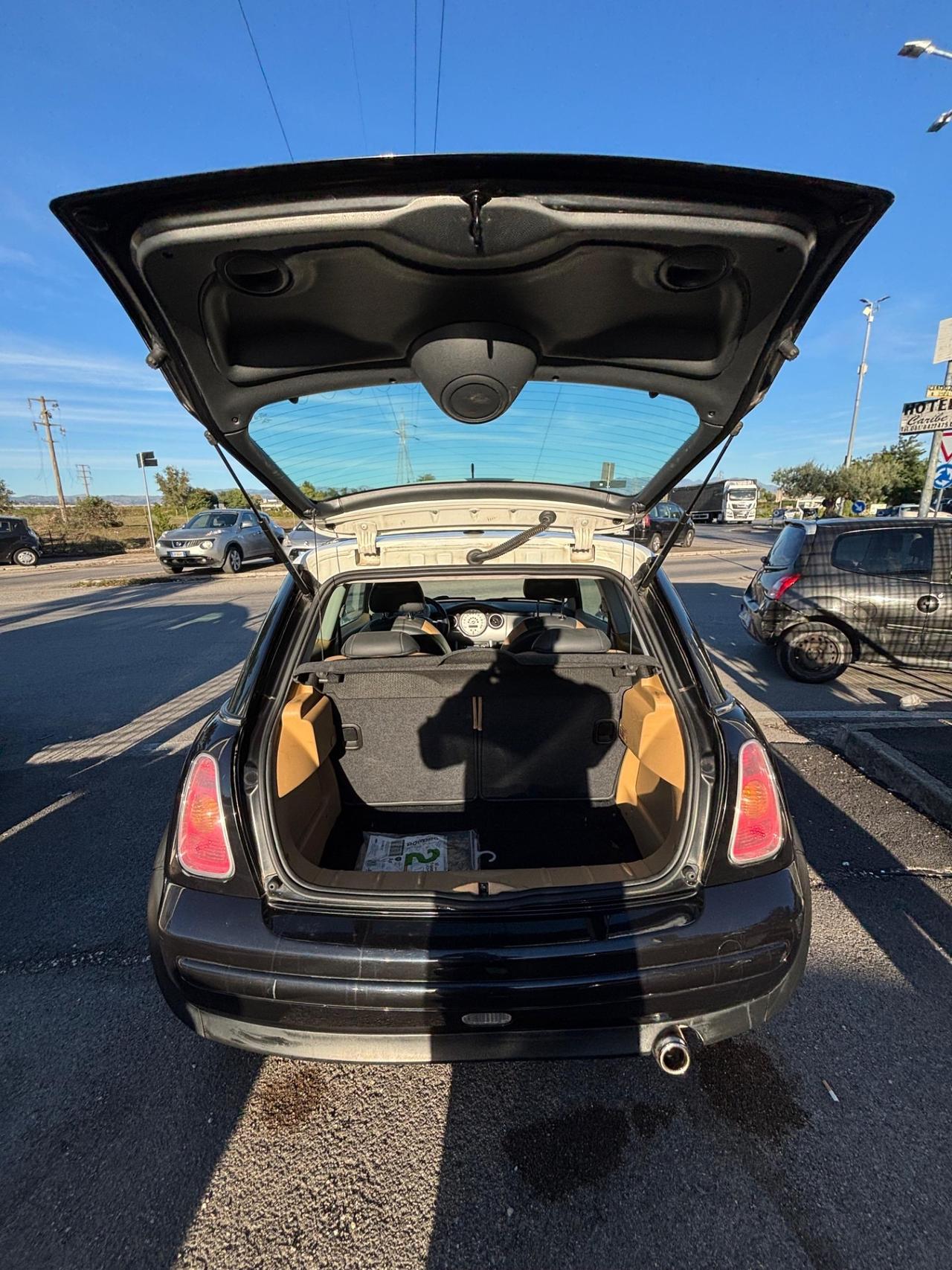 Mini 1.6 16V Cooper