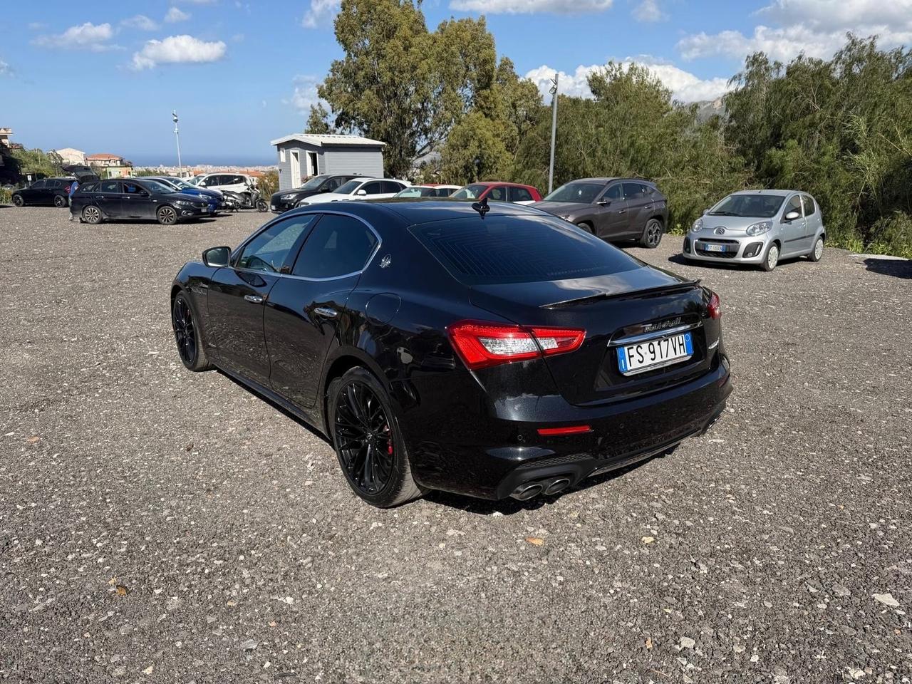 Maserati Ghibli V6 Diesel Nerissimo Edition