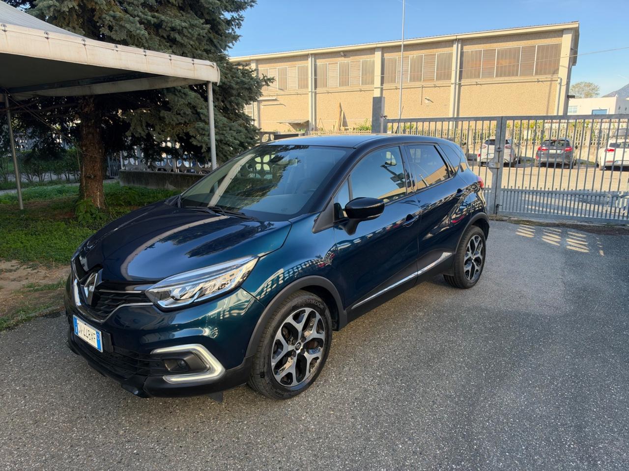 Renault Captur dCi 8V 90 CV EDC Sport Edition2