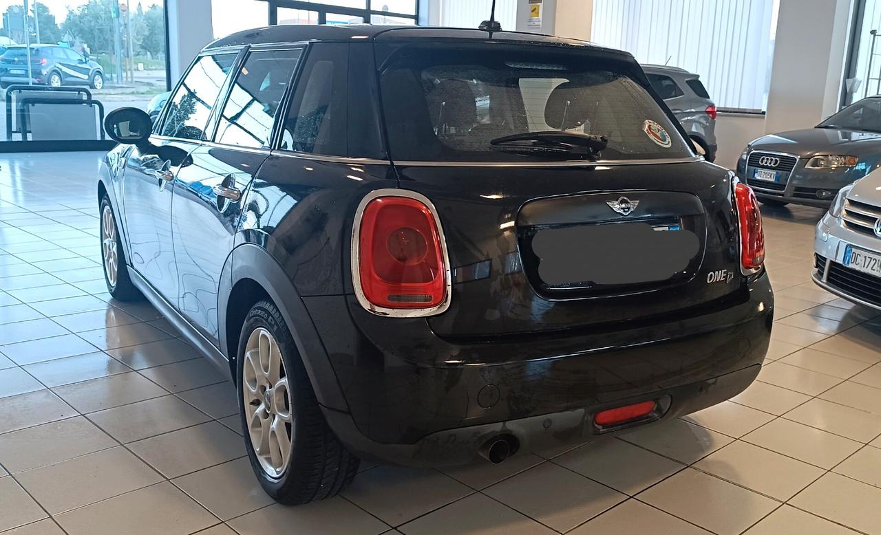 Mini Mini 1.5 Cooper D Business