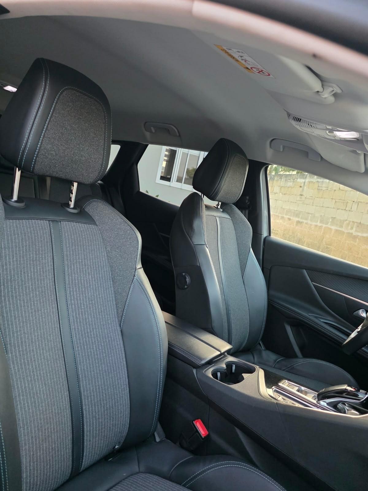 Peugeot 3008 BlueHDi 130 S&S EAT8 Allure Pack