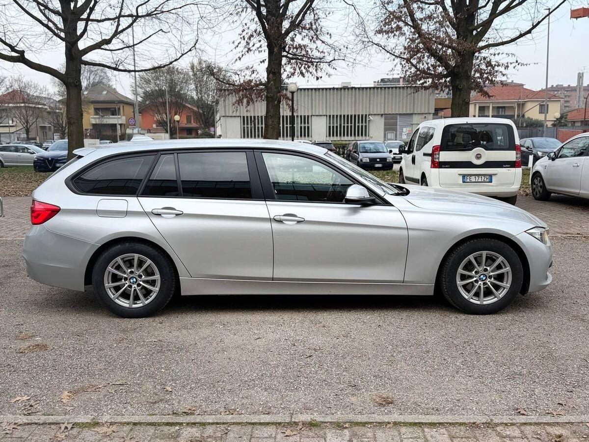 BMW Serie 3 Touring 318d Business Advantage auto BMW SERVICE!