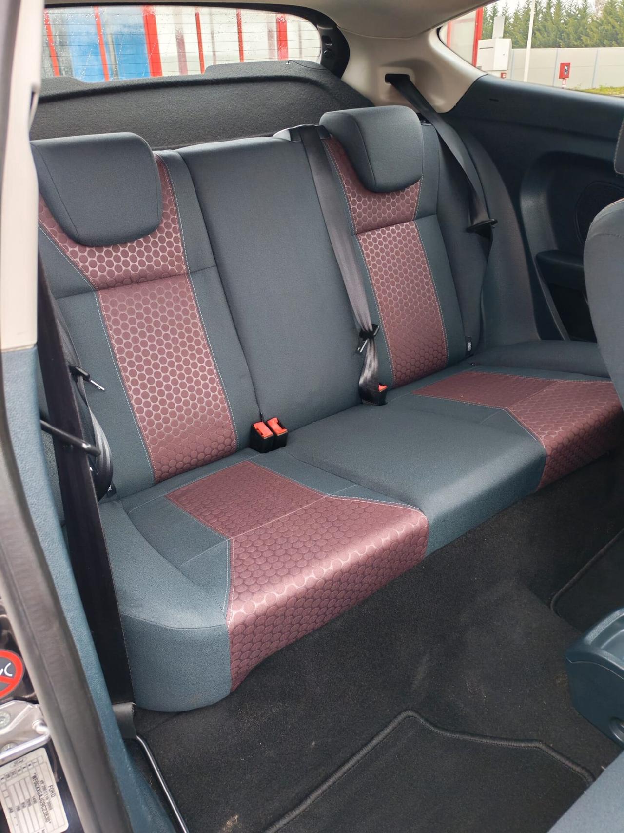 Ford Fiesta 1.2 82CV 3 porte Titanium