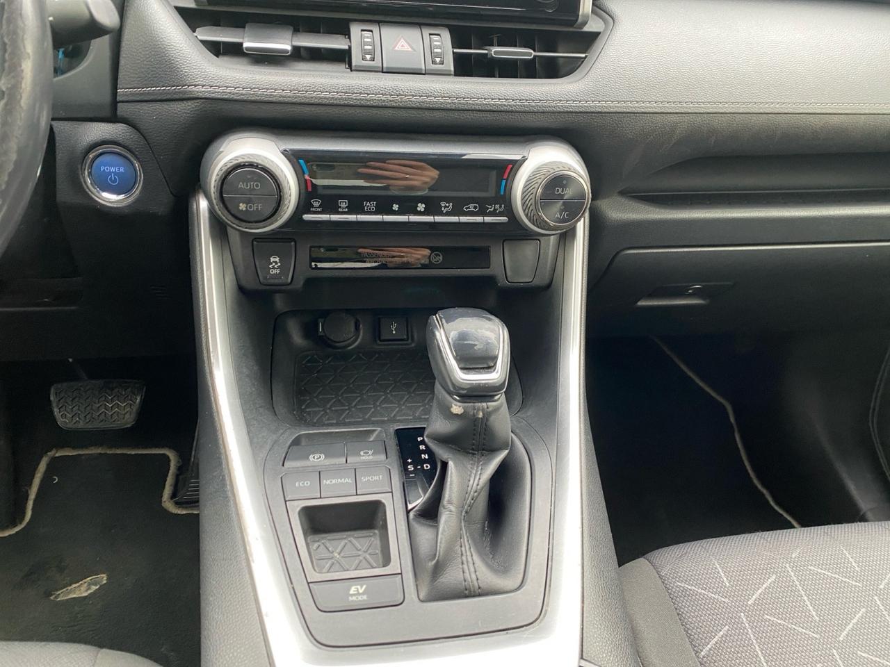 TOYOTA Rav4 V 2019 - Rav4 2.5 vvt-ie h Business 2wd 218cv e-cvt