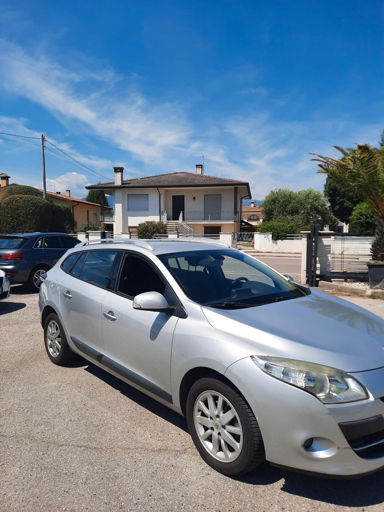 Renault Megane 1.5 dCi UNICO.PRO SporTour Confort