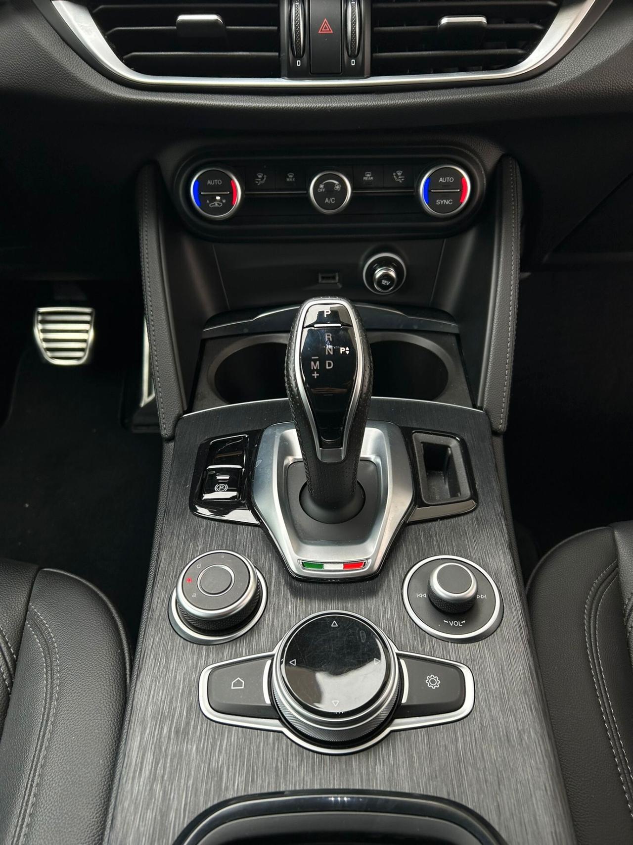 Alfa Romeo Stelvio 2.2 Turbodiesel 160 CV AT8 RWD Sprint