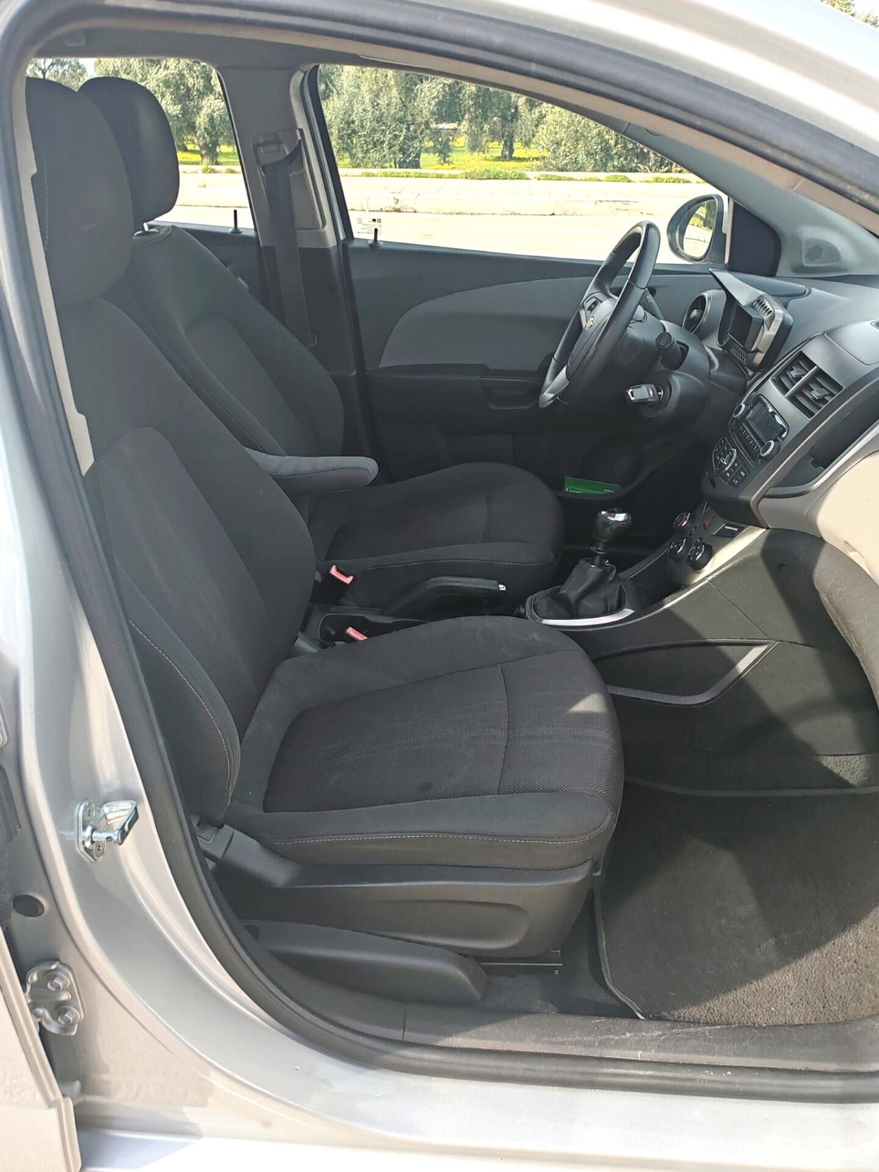 Chevrolet Aveo 1.2 86CV GPL 5 porte LT UNIPROPRIETARIO Neopatentati