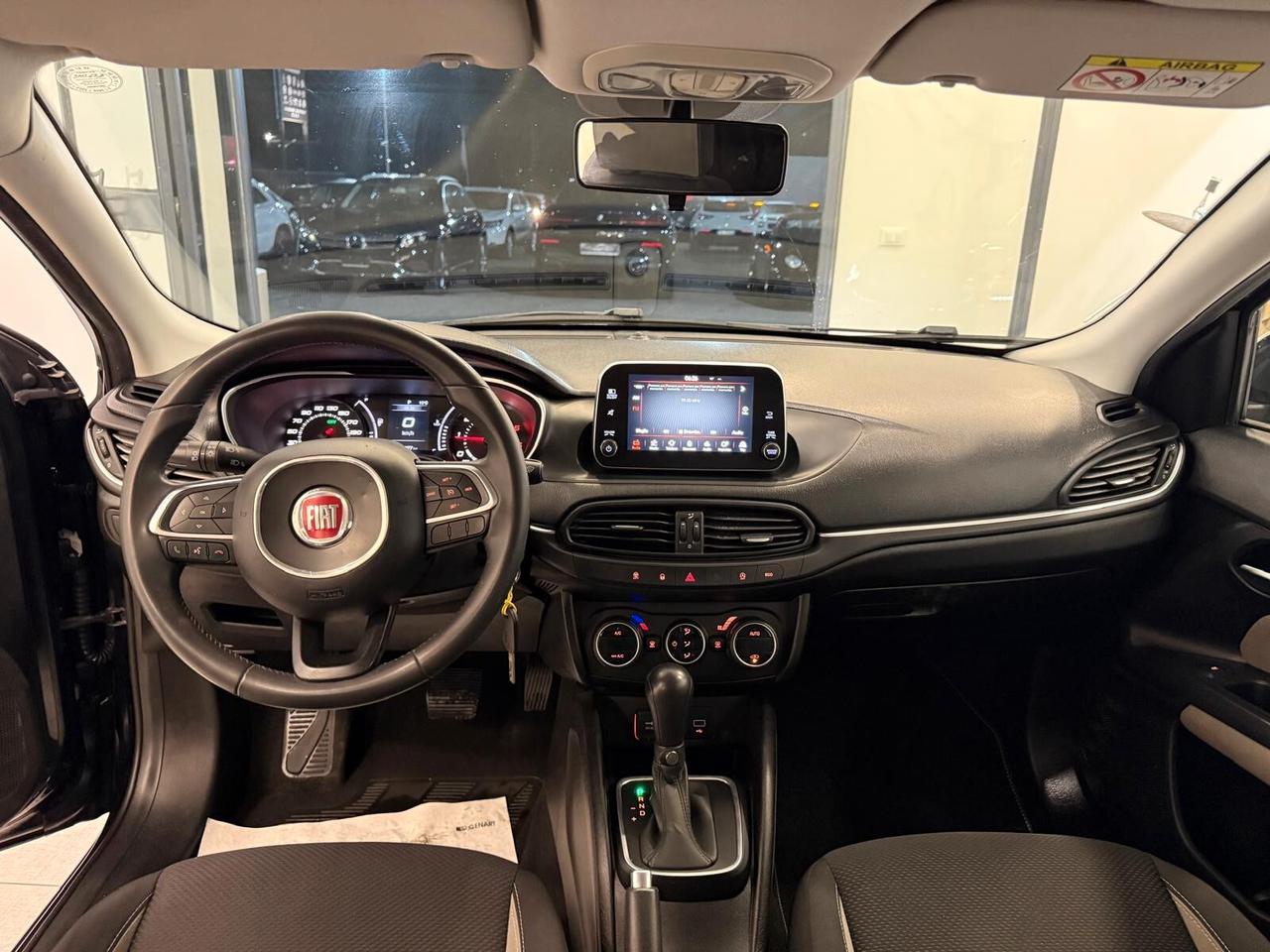 Fiat Tipo 1.6 Mjt S&S DCT Lounge 2017