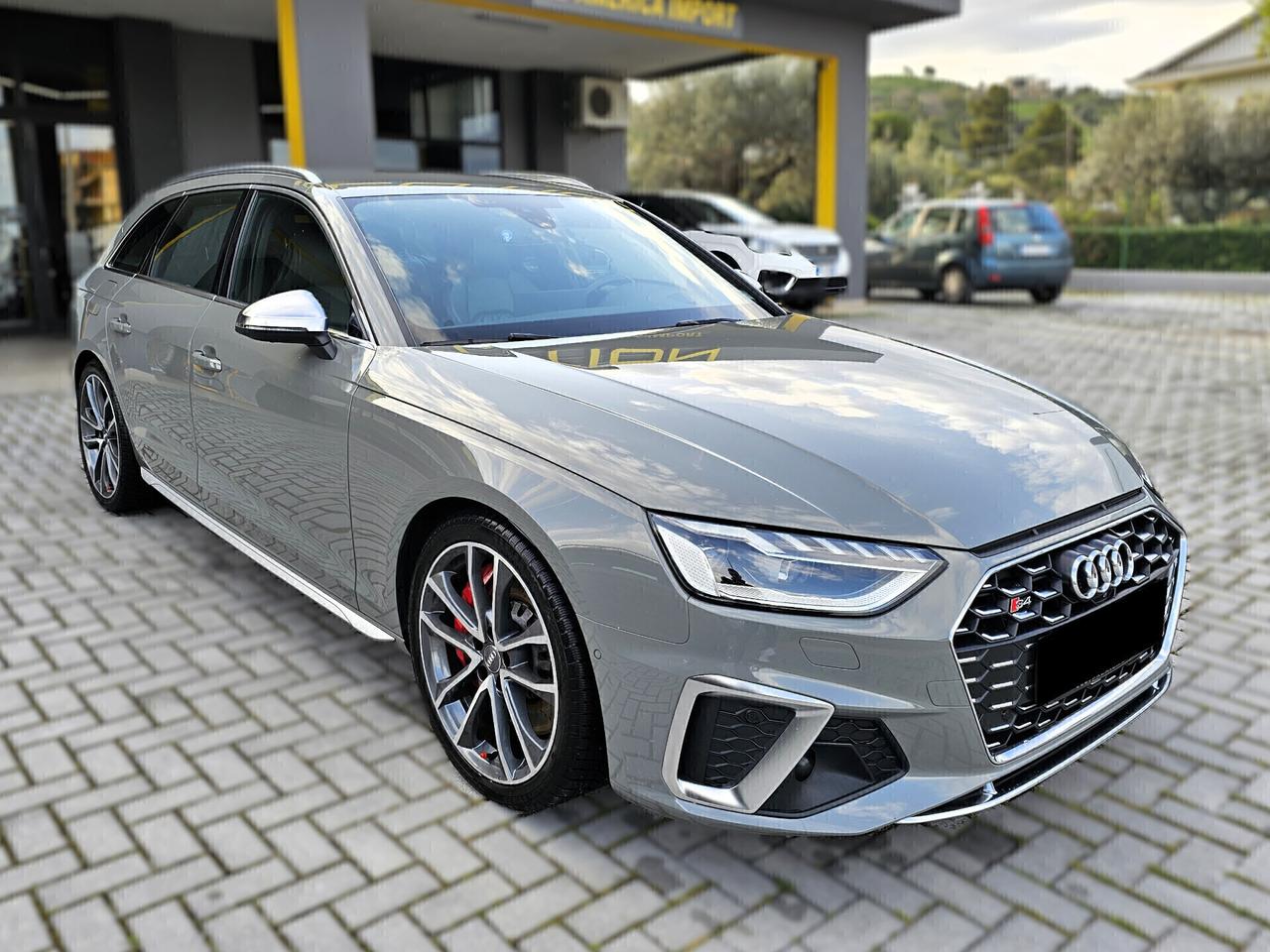 Audi A4 S4 Avant TDI quattro tiptronic