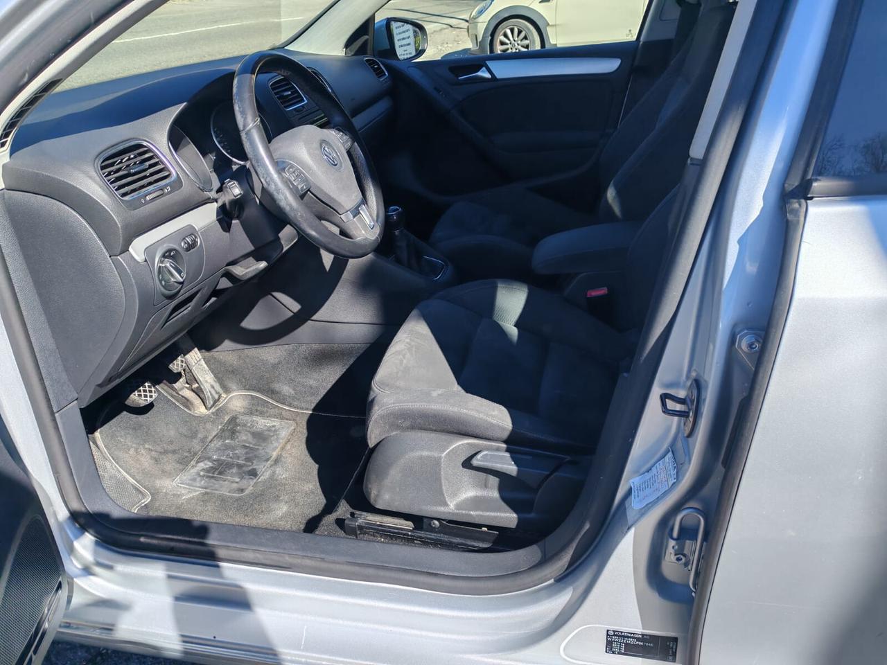 Volkswagen Golf 1.6 TDI DPF 5p. United