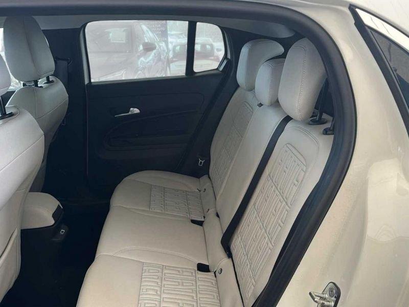 FIAT 600 1.2 Hybrid 136cv La Prima