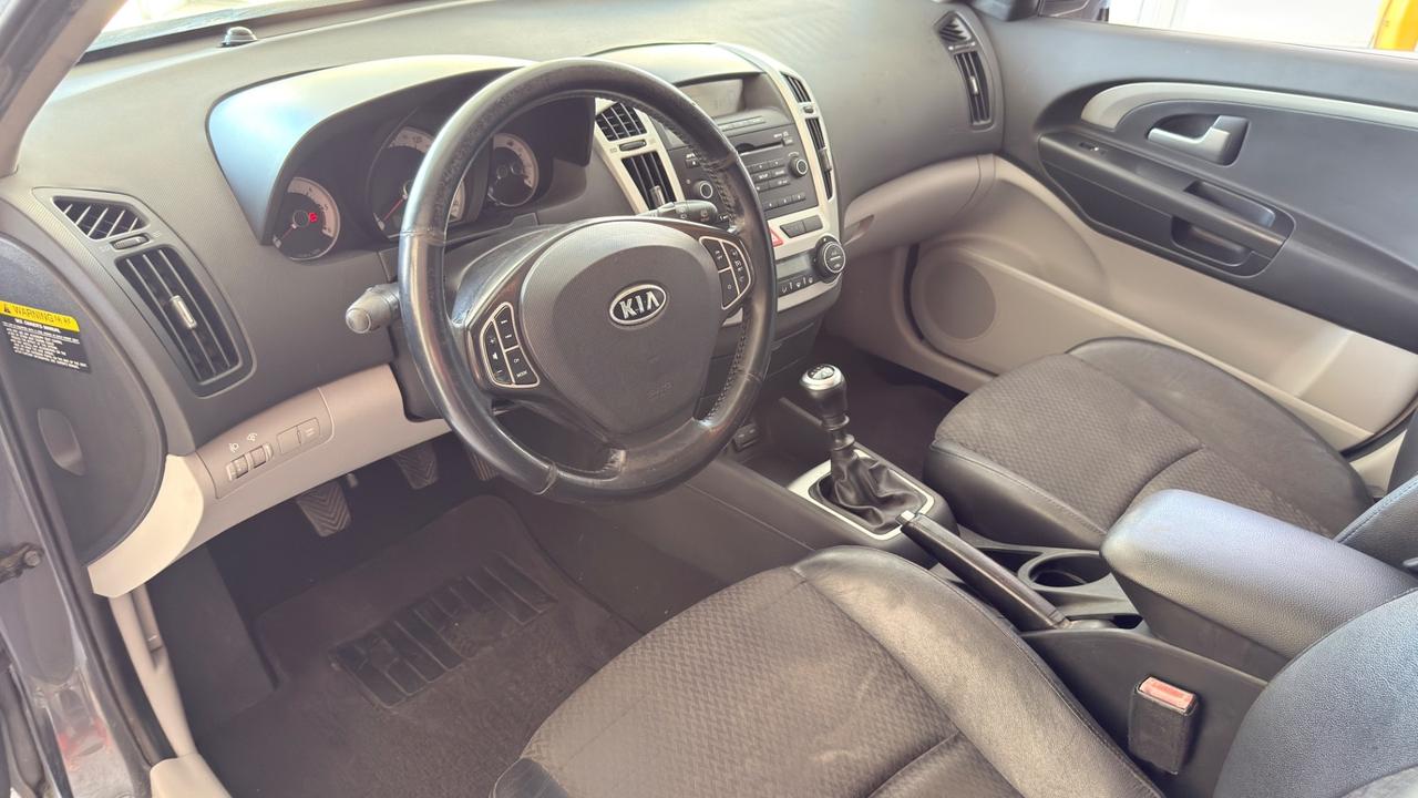 Kia Ceed cee'd Sp. Wag. 1.6 CRDi VGT 115CV EX