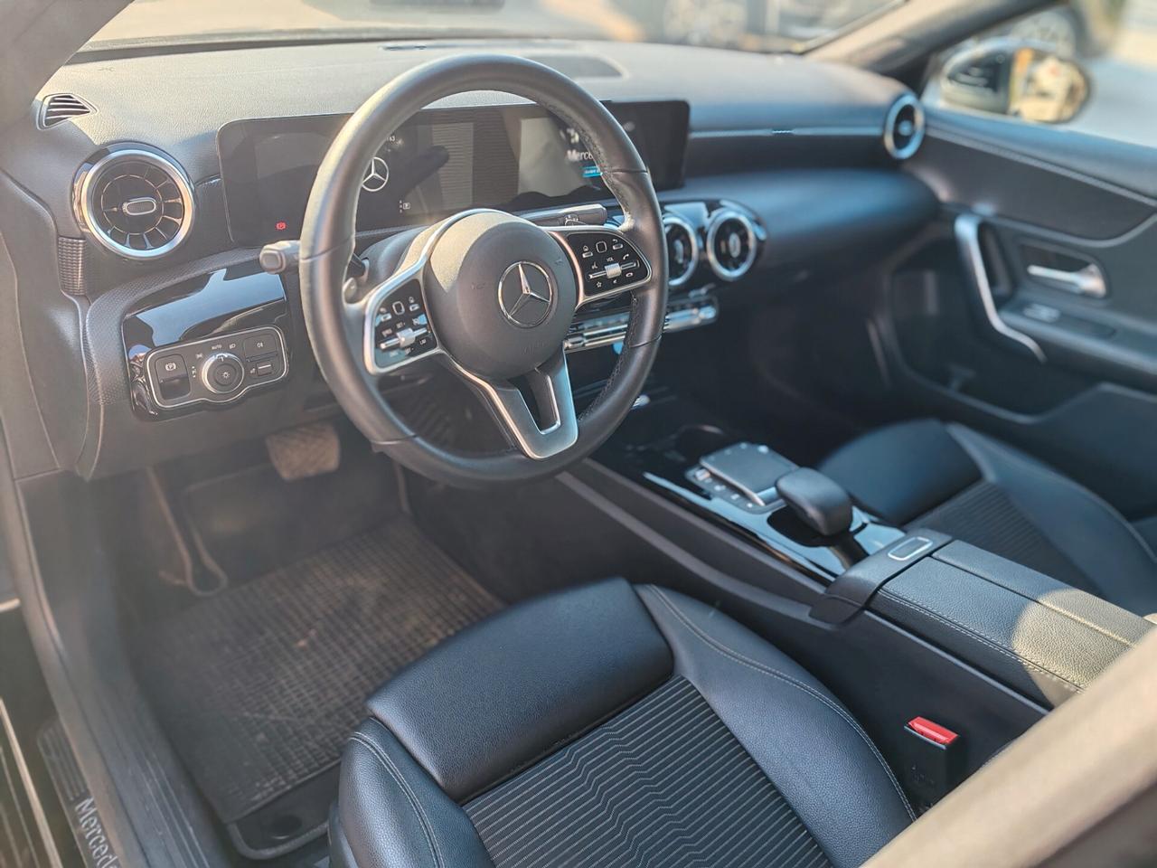 Mercedes-benz A 200d Automatic Sport