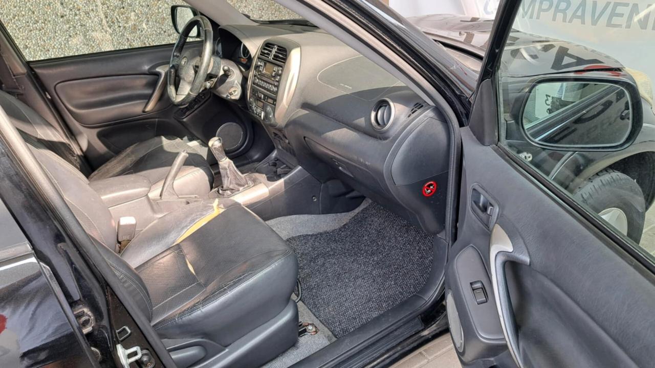 Toyota RAV 4 RAV4 2.0 Tdi D-4D cat 5 porte