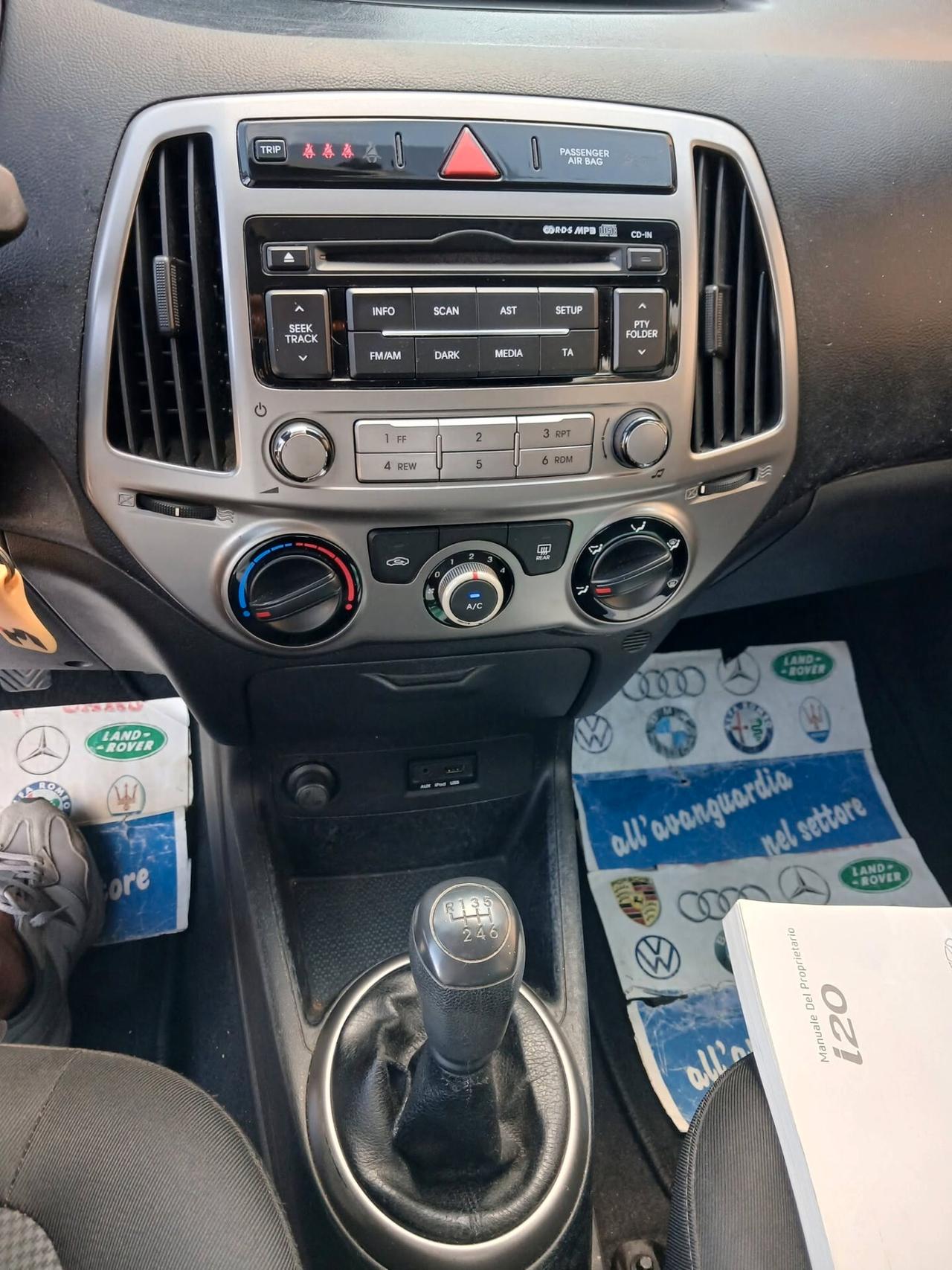 Hyundai i20 1.1 CRDi 5p. Classic KM 128000 consumi bassissimi ottima utilitaria