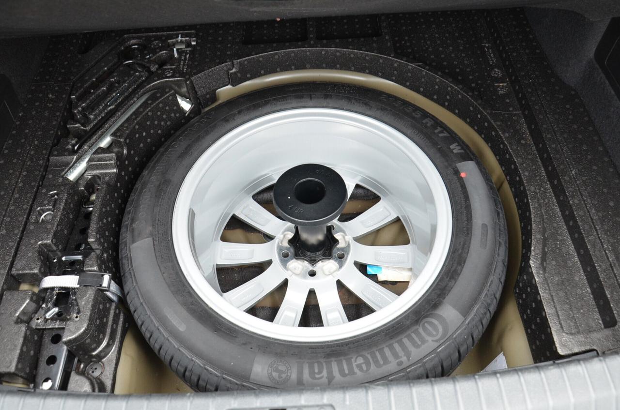 Volkswagen Passat 1.6 TDI SCR DSG Business BMT