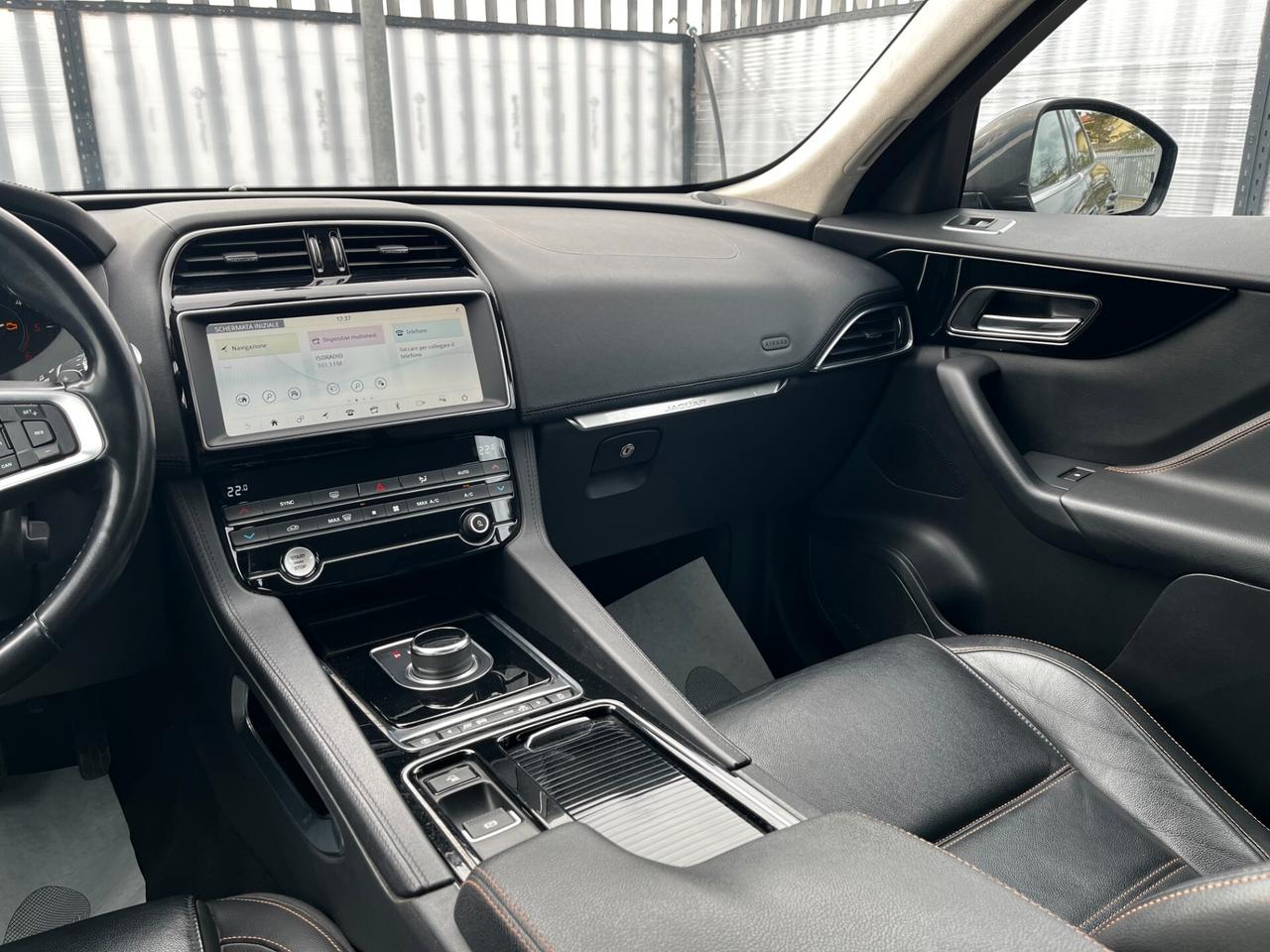 Jaguar F-Pace 2.0 D 180 CV AWD aut. Prestige