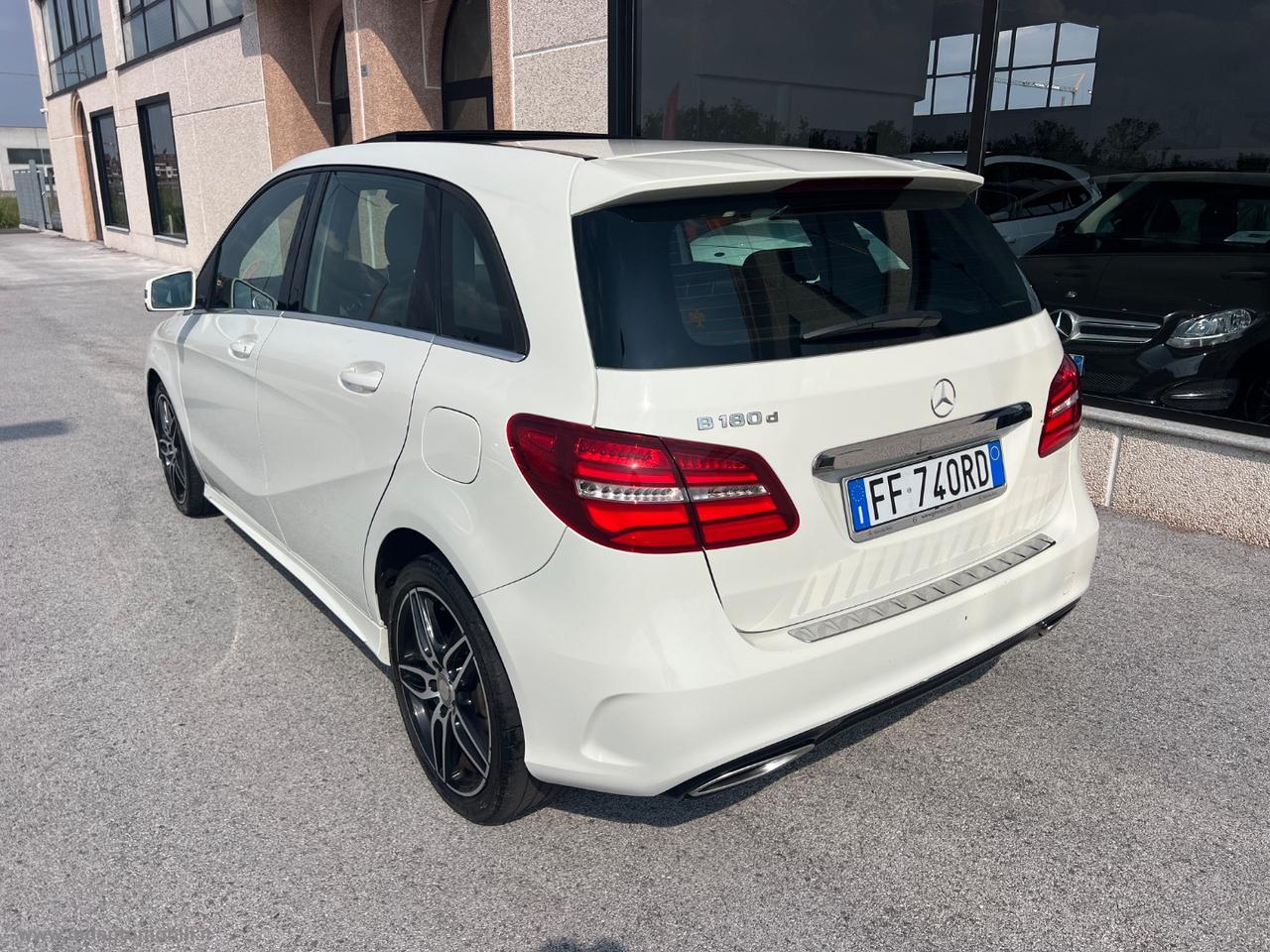 MERCEDES-BENZ B 180 d Automatic Premium TETTO PACK AMG