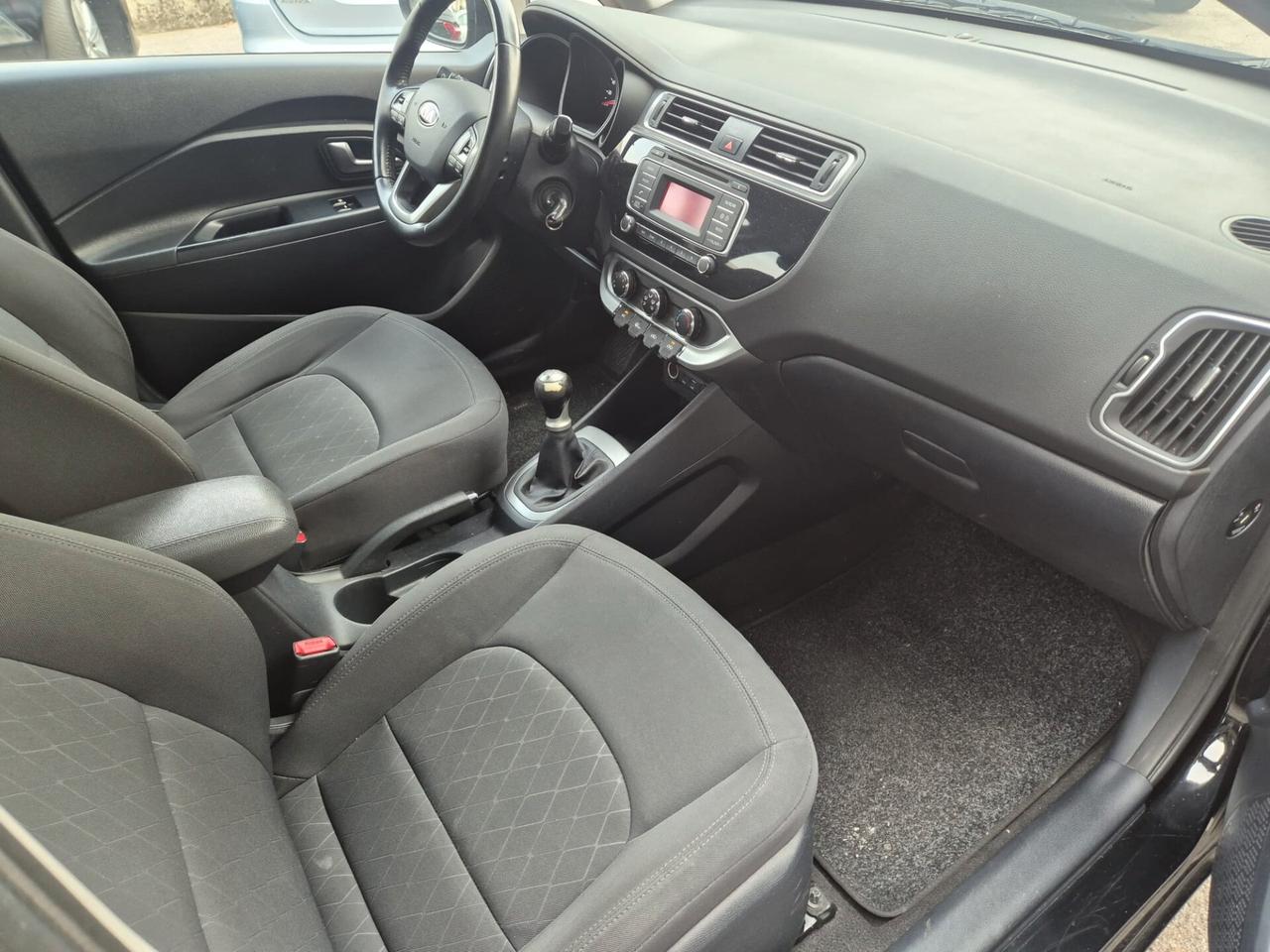 Kia Rio 1.2 CVVT 5p. Active E6B -- Unipropr.!!!