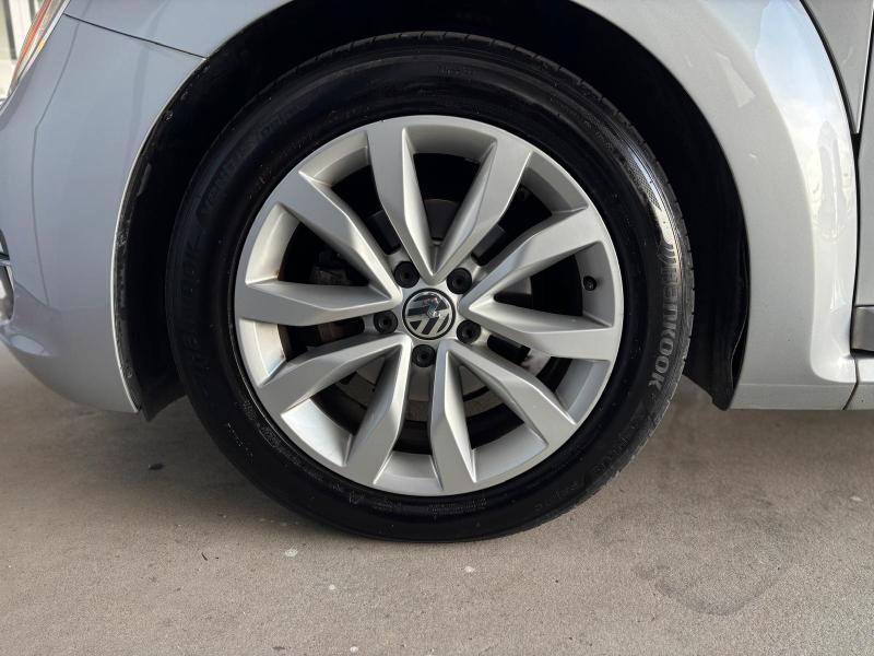 Volkswagen Maggiolino 1.6 Tdi Design