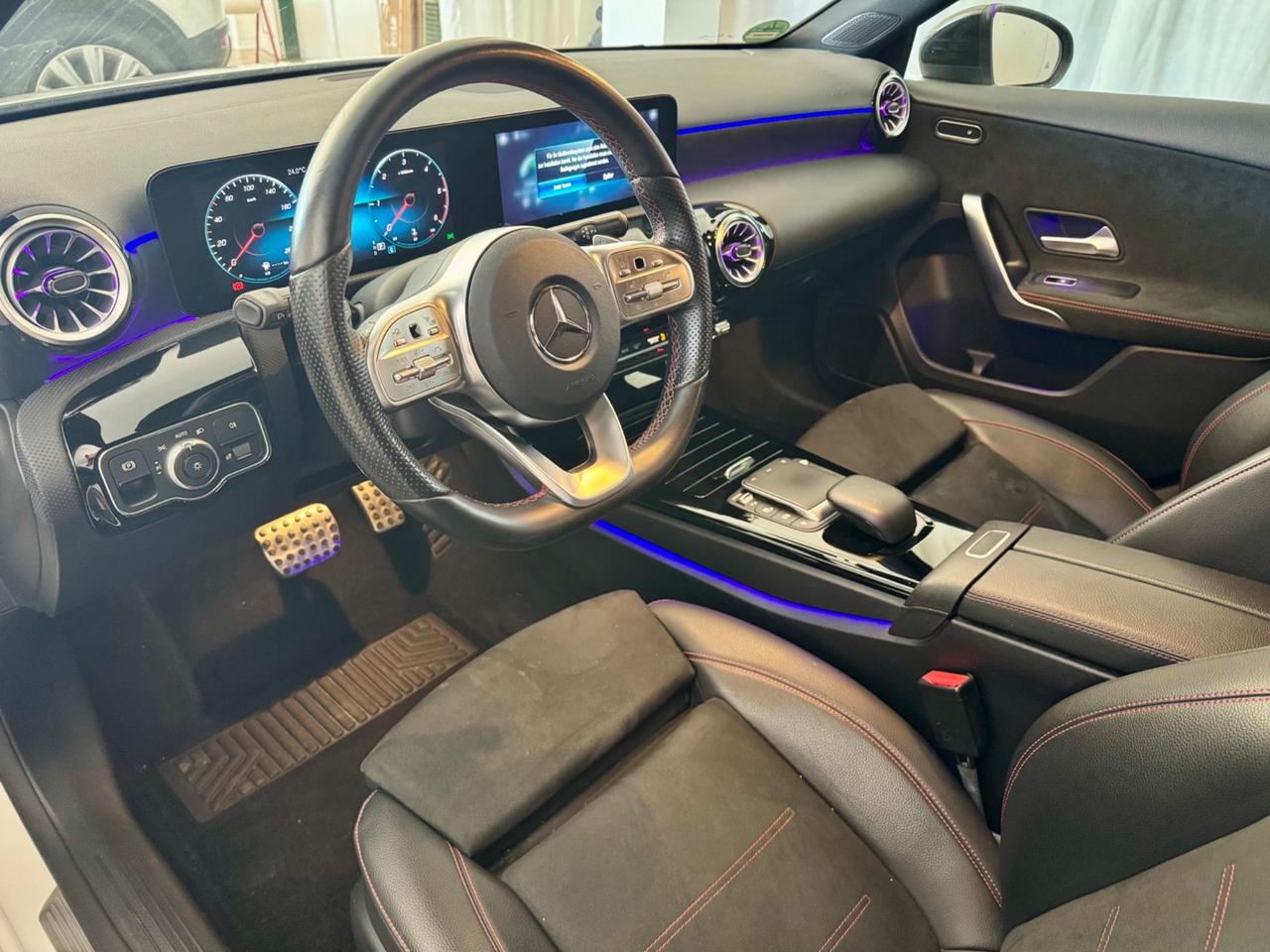 Mercedes-benz A 180 d Automatic Premium Night Edition