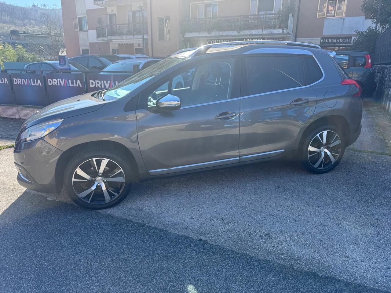 Peugeot 2008 BlueHDi 100 Allure