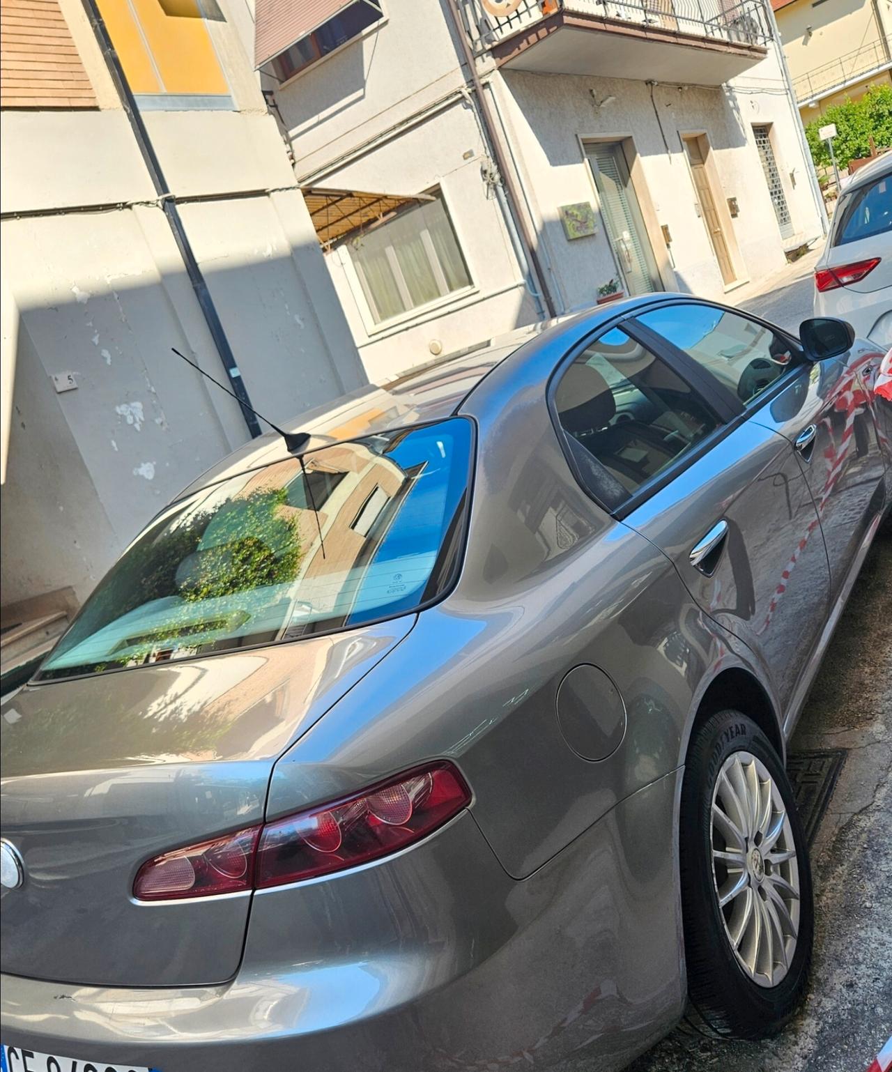 Alfa Romeo 159 1.9 JTDm Distinctive