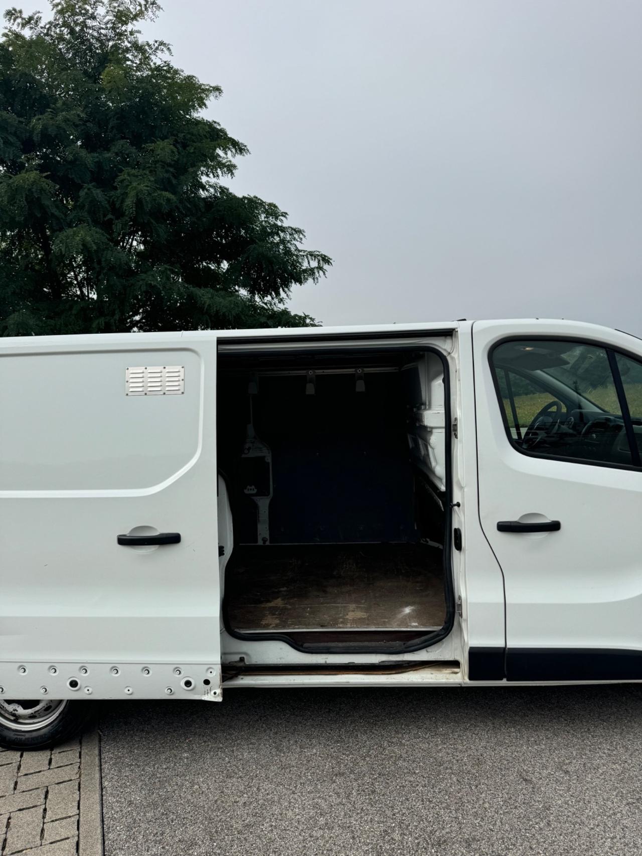 Renault Trafic T27 1.6 dCi 125CV S&S PC-TN Furgone