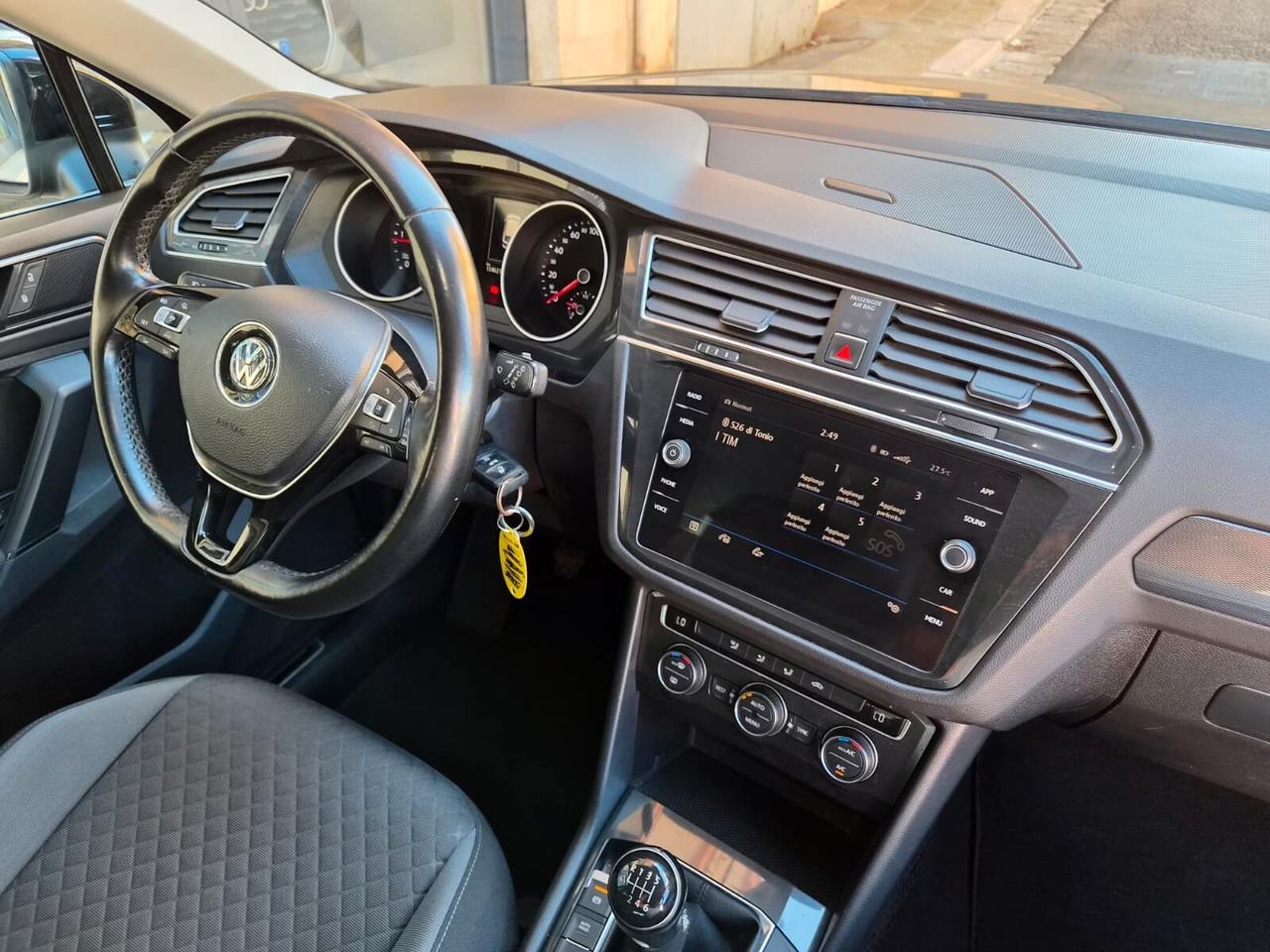 Volkswagen Tiguan 1.6 TDI SCR Sport BlueMotion Technology R-Line Edition