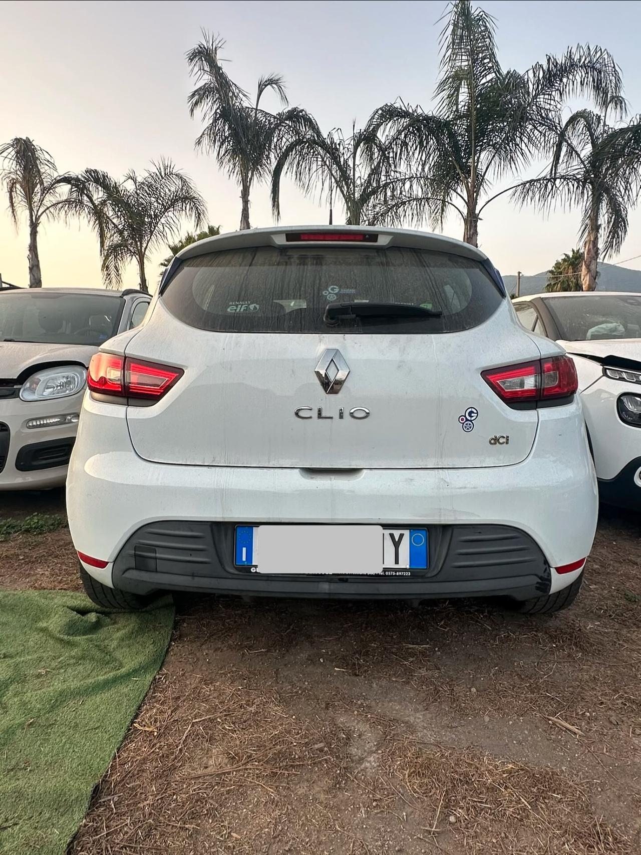 Renault Clio 1.5 Energy Intens SINISTRATA