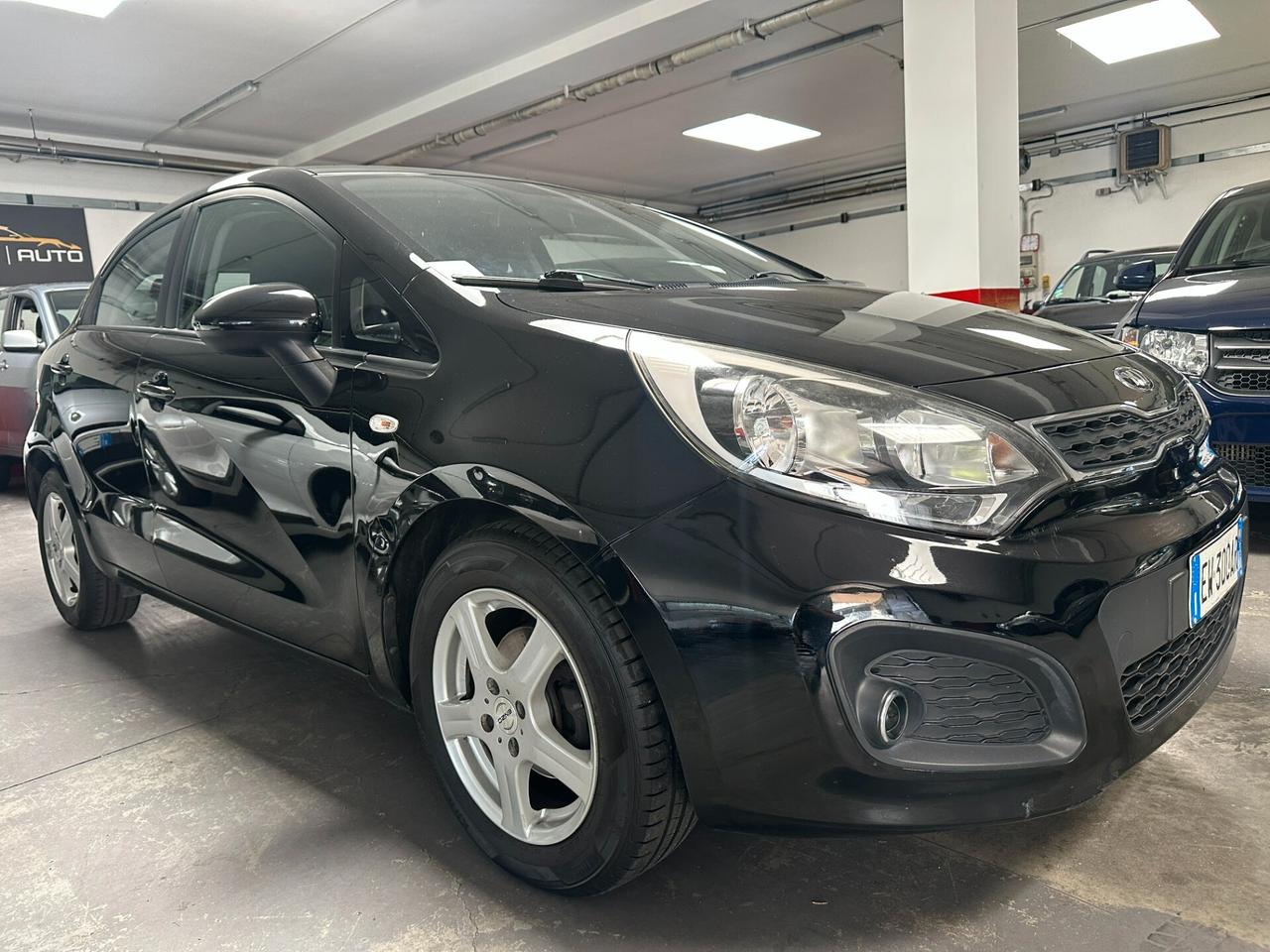 Kia Rio 1.2 CVVT 5p. Cool