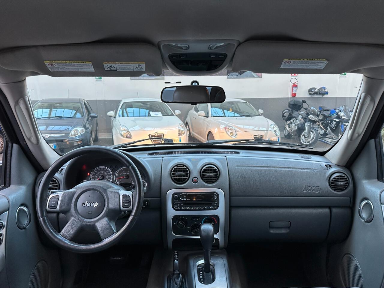 Jeep Cherokee 2.8 Diesel 4x4, automatico, gomme nuove, perfetta