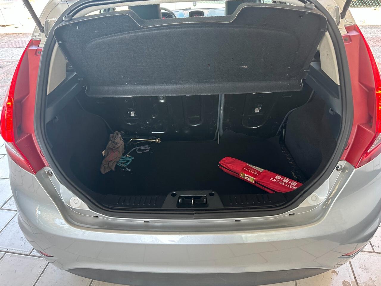 Ford Fiesta 1.4 GPL Neopatentati