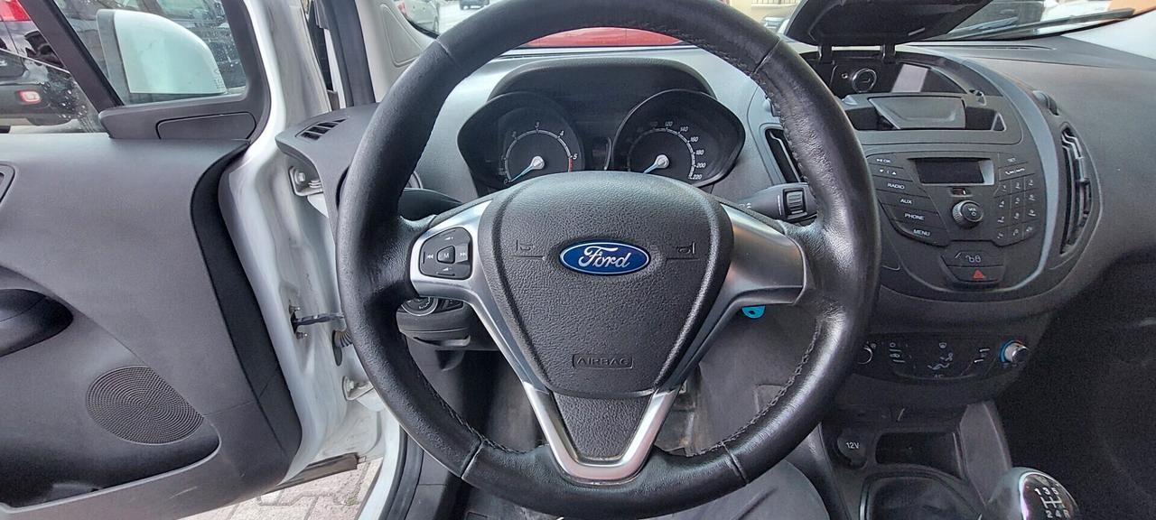FORD TRANSIT COURIER 1,5 DIESEL 80 CV TELEFONO USB IMPECCABILE PREZZO COMPRESO IVA
