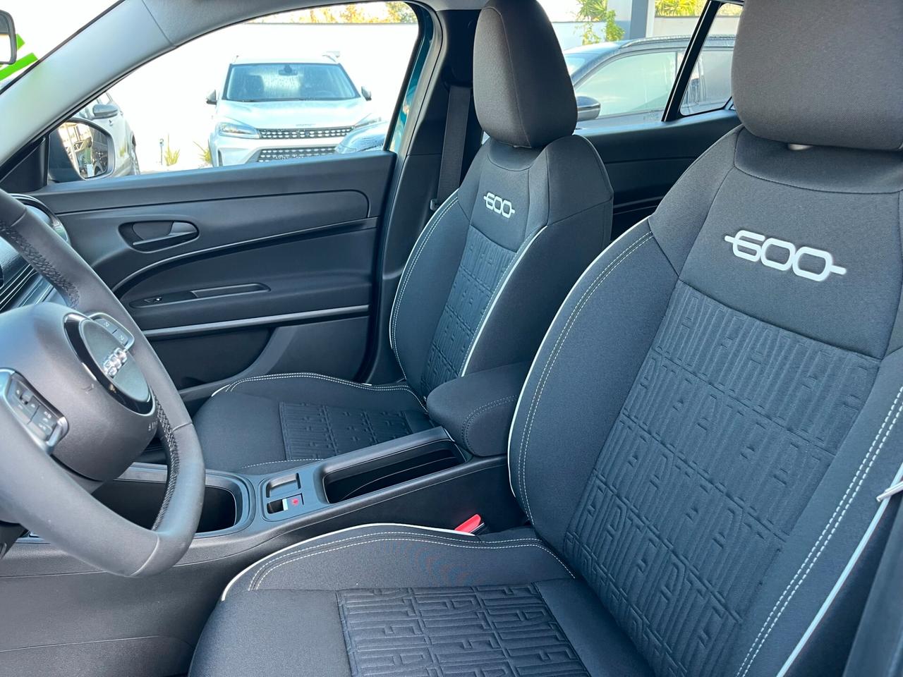 Fiat 600 Hybrid 110 CV DCT MHEV Automatic Km0