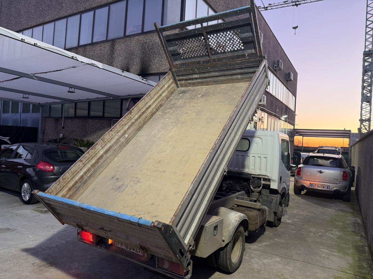 NISSAN CAB STAR NT400 2016 3.0D EURO6B RIBALTABILE TRE LATI