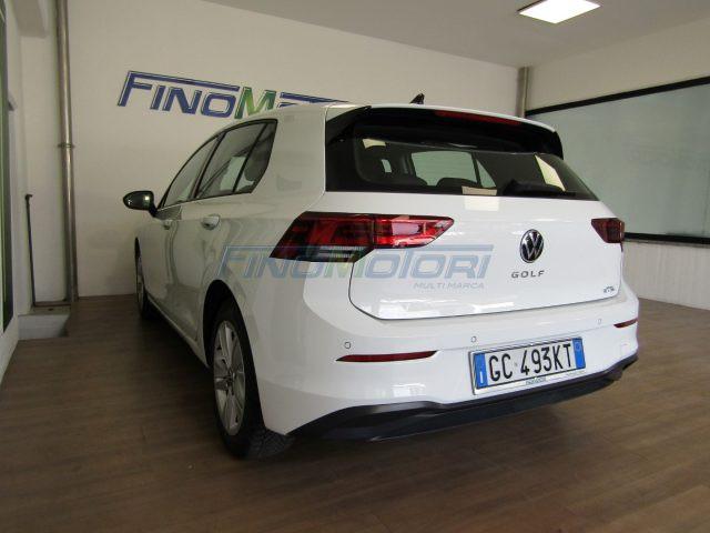 VOLKSWAGEN Golf 1.5 eTSI 150 CV DSG Life
